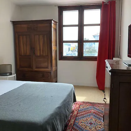 Apartment Superbe T4 A Royan. 5 Min A Pied De La Mer *